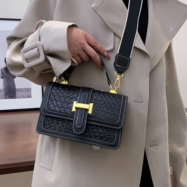 Commuting, Daily Versatility, High-end Weaving, Solid Color, Simple Color-blocking, Fashionable, Shopping, Casual, Retro Street, Cross-body Hand, Small Shoulder Bag